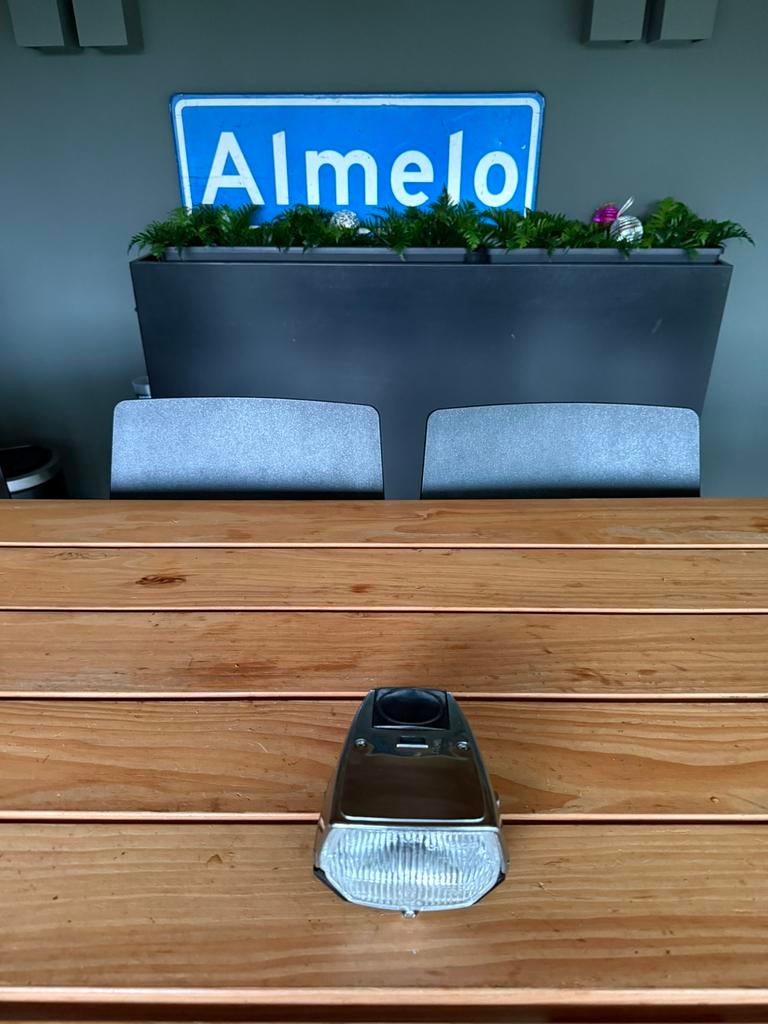 Chromen koplamp, Ophalen of Verzenden, Zo goed als nieuw, Koplamp