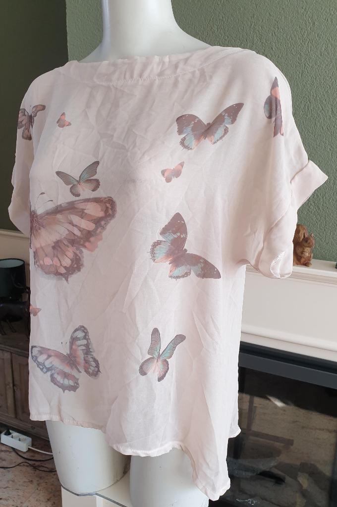 Made in Italy mooie beige vlinder top L 42, Kleding | Dames, Tops, Made in Italy, Verzenden, Beige, Maat 42/44 (L)