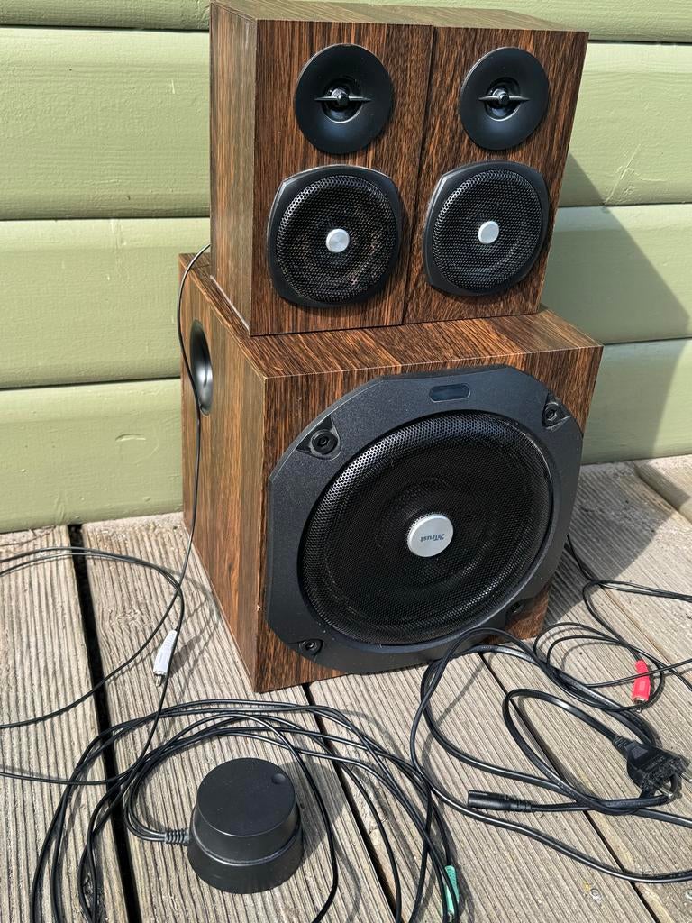 Trust Vigo Speaker - Compacte en Betrouwbare Audio, Ophalen, Zo goed als nieuw, Minder dan 2 meter, Luidsprekerkabel