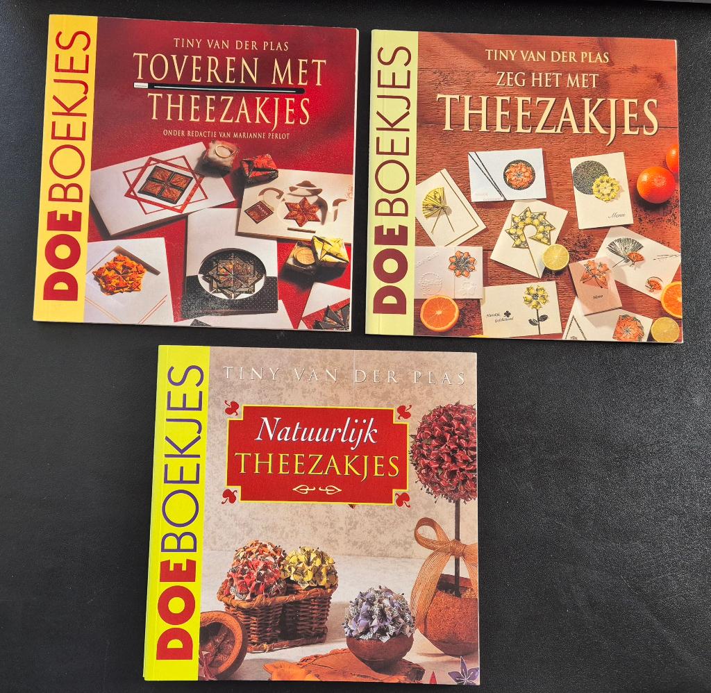 3 x boekje Theezakjes - Tiny van der Plas, Hobby en Vrije tijd, Theezakjes, Verzenden, Theezakje(s)