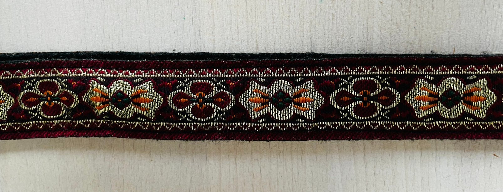 Verstelbare riem voor een tas (aubergine met gouddraad), Kleding | Dames, Riemen en Ceinturen, Ophalen of Verzenden, Zo goed als nieuw