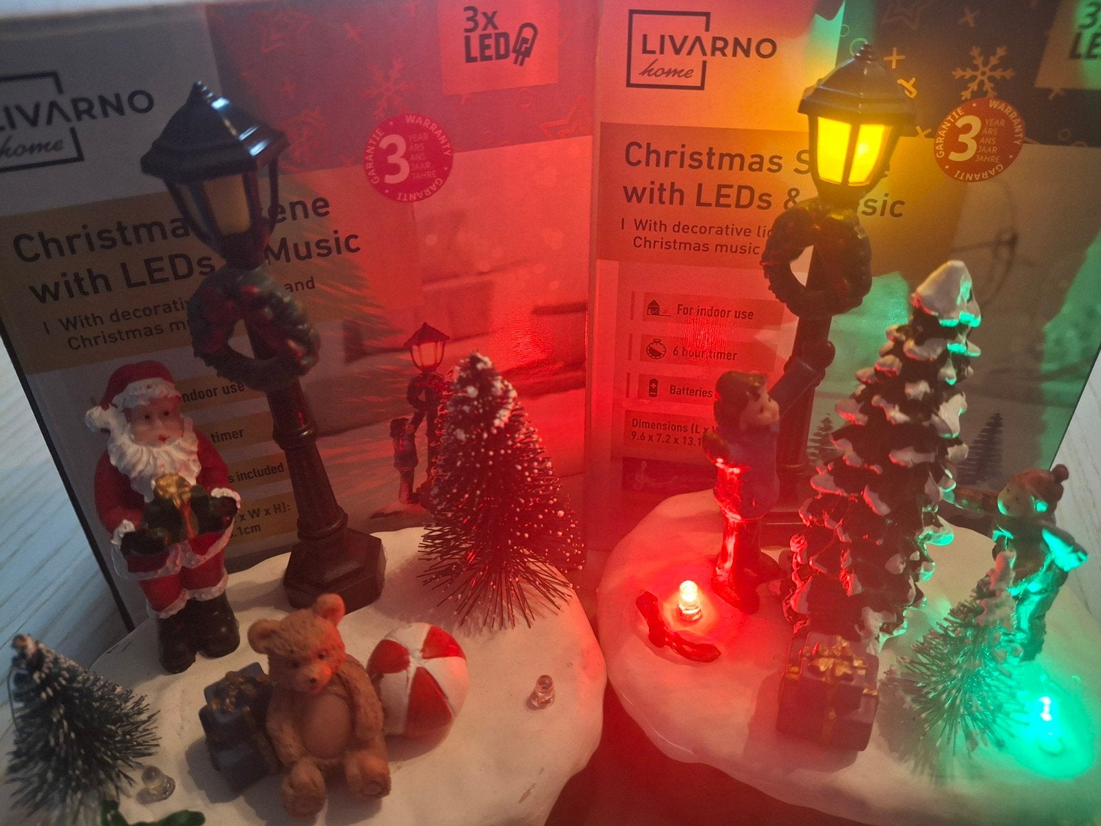 2 kersttaferelen met licht en geluid, Diversen, Kerst, Ophalen, Zo goed als nieuw