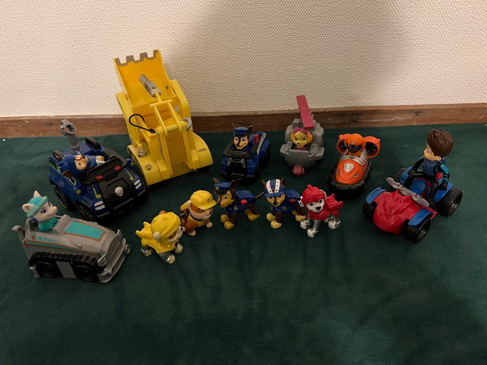 Paw Patrol Speelgoed Set - Voertuigen en Figuren, Ophalen, Gebruikt