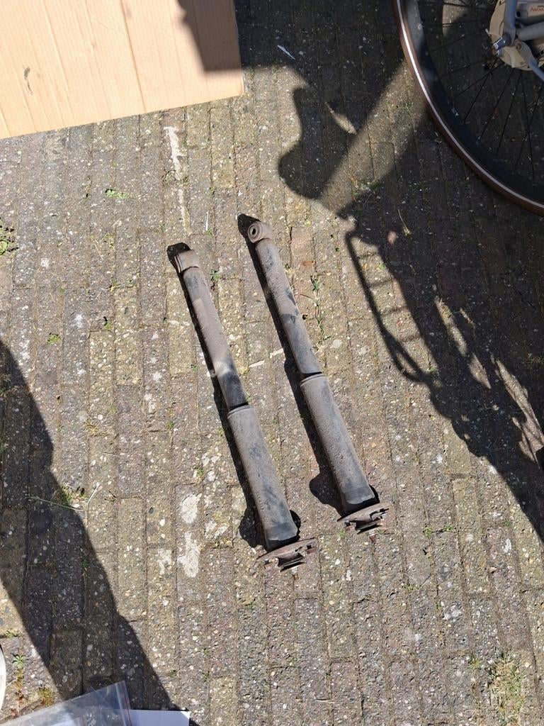 Schokdempers achter Bmw e36 compact, Auto-onderdelen, Ophalen of Verzenden, Gebruikt, BMW
