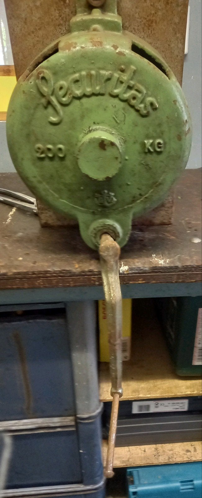 Vintage Securitas gietijzeren takel / lier., Ophalen, Gebruikt