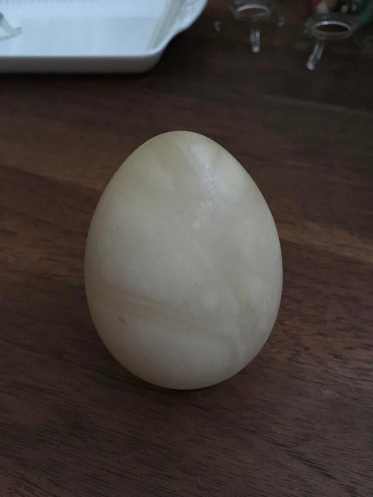 Natuurstenen ei, licht mat, 9 cm, Ophalen of Verzenden