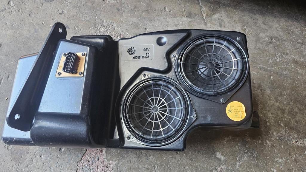 Central Bass speaker DSP achterbak BMW X5 E53 65138379378 83, Ophalen of Verzenden, -, -, -