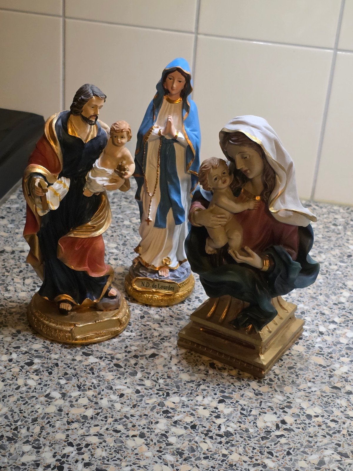 Set van 3 religieuze beelden: Jozef, Maria en Jezus, Verzamelen, Ophalen, Gebruikt, Beeld(je), Christendom | Katholiek