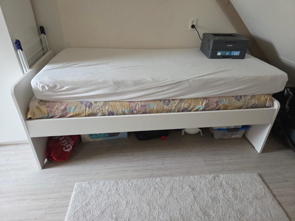 Ikea Slakt bed 1-persoons met lattenbodem, z.g.a.n., Ophalen, 85 tot 100 cm, Zo goed als nieuw, Lattenbodem