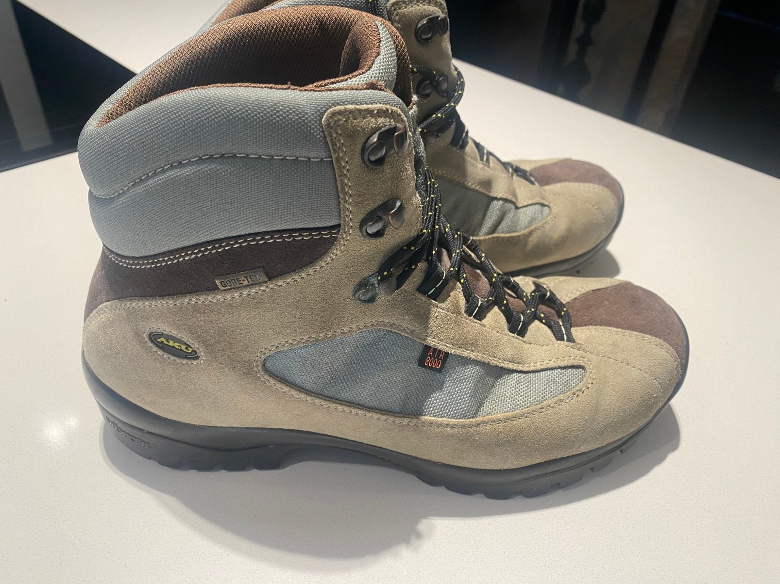 Aku wandelschoenen hoog maat 41.5, Ophalen of Verzenden, Zo goed als nieuw