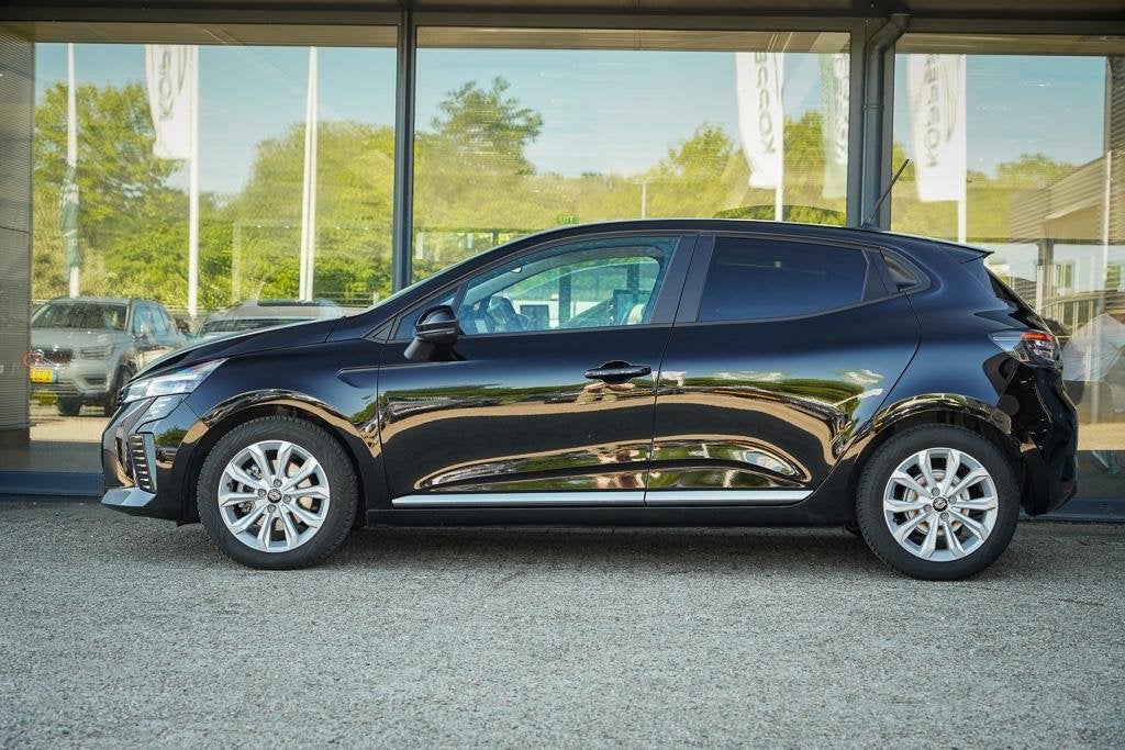 Renault Clio 1.6 E-Tech Full Hybrid 145 evolution / Pack Loo, Auto's, Stof, Gebruikt, Euro 6, Zwart