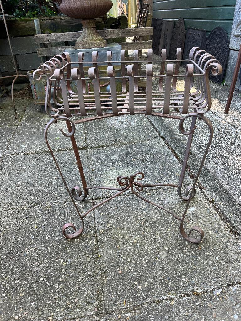 ijzeren plantenbak bloembak, Tuin en Terras, Bloembakken en Plantenbakken, Gebruikt, Metaal, Binnen, Balkon, Tuin, 60 cm of meer