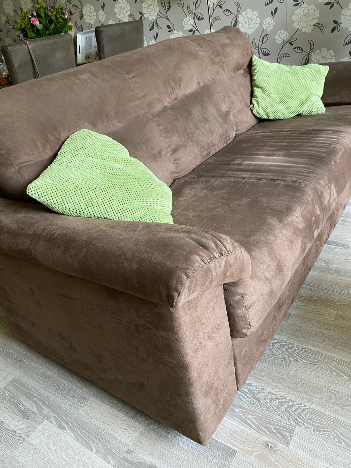 Mooie bruine bank gratis op te halen ! 2 meter lang.-, Ophalen, Gebruikt, 150 tot 200 cm, 75 tot 100 cm