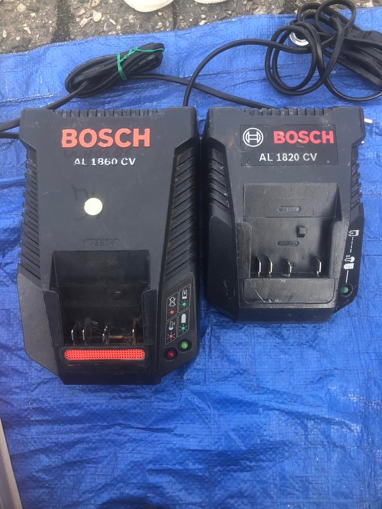 Bosch oplader, Ophalen of Verzenden, Zo goed als nieuw