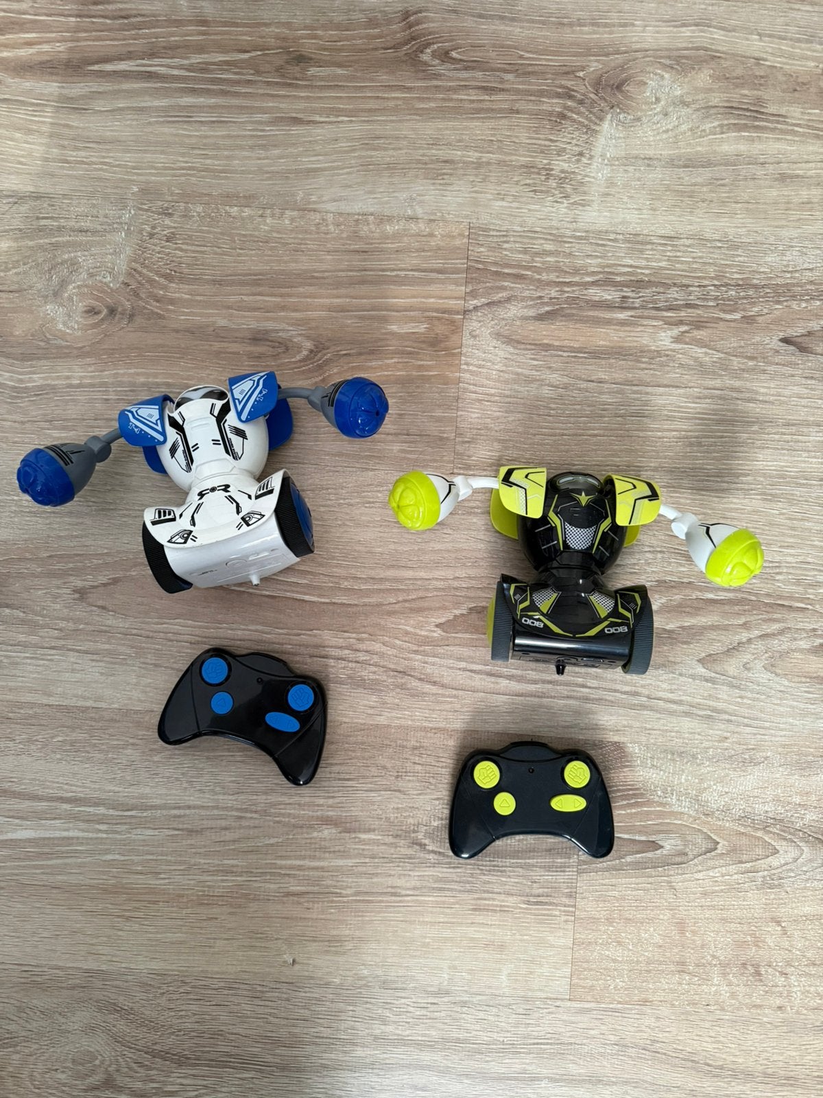 Robo kombat, Ophalen of Verzenden, Zo goed als nieuw