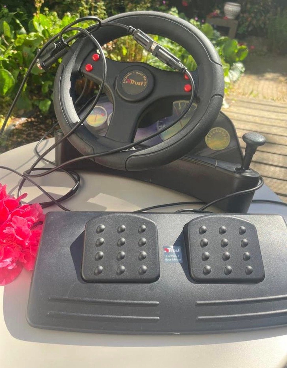 Trust Formula 1 Race Master Stuurwiel met Pedalen, Spelcomputers en Games, 1 speler, Verzenden, Gebruikt, Racen en Vliegen