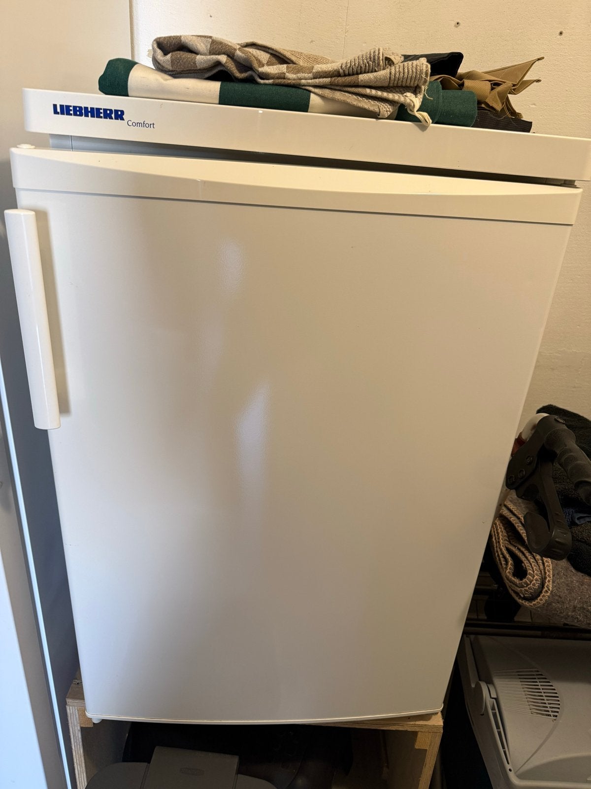 Liebherr tafelmodel koelkast - Zo goed als nieuw, Zonder vriesvak, 75 tot 100 liter, Zo goed als nieuw, 45 tot 60 cm