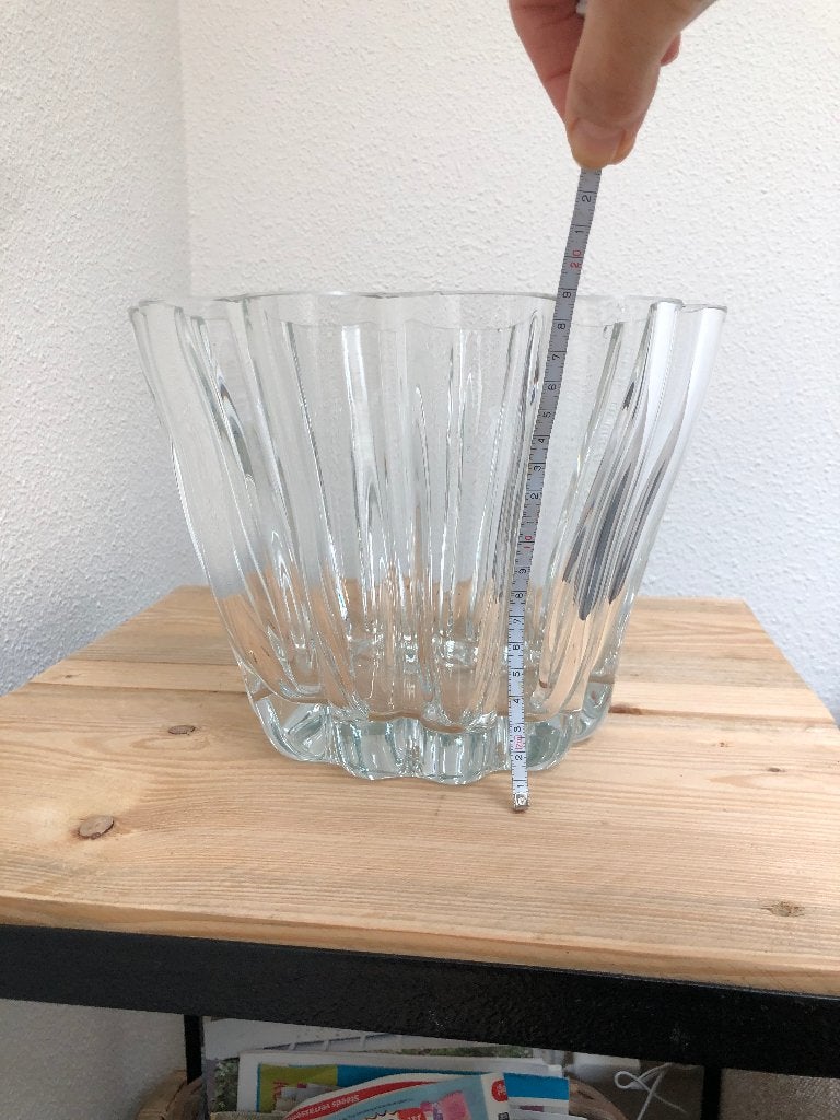 geribbelde vaas dik glas 18 cm hoog 24 doorsnede, Ophalen, Gebruikt, Overige kleuren, Glas