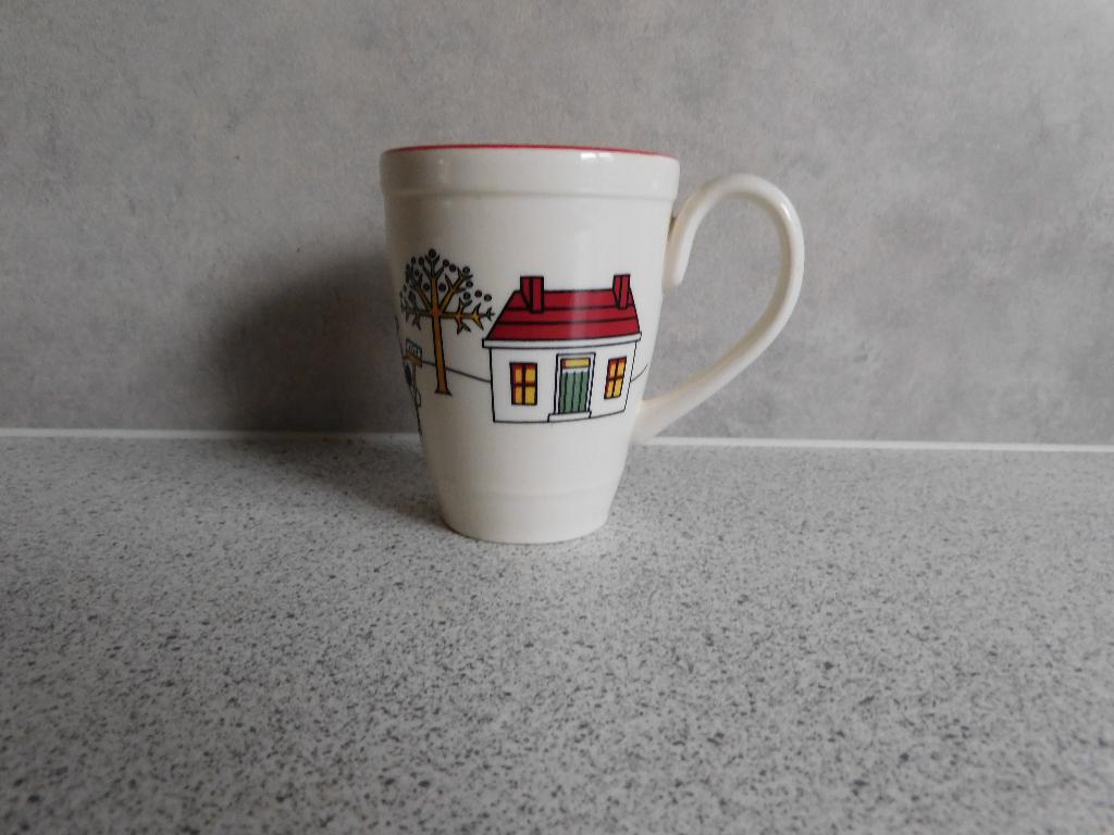 Mok 9x6,5 cm. Windsor Christmas Wedgwood, Huis en Inrichting, Ophalen of Verzenden, Zo goed als nieuw, Wedgwood, Kop(pen) en/of Schotel(s)