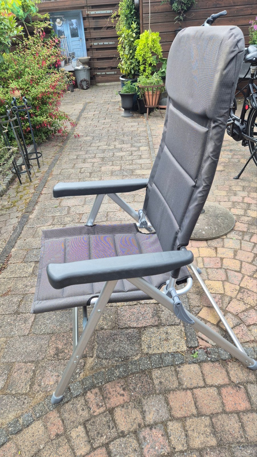 Twee Comfortabele campingstoelen - verstelbaar en inklapbaar, Ophalen, Gebruikt, Campingstoel