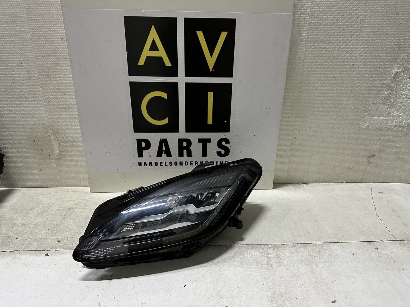 Koplamp Jaguar E-Pace E Pace Led Technology J9C3-13W030EC, Gebruikt, -, -, Ophalen of Verzenden