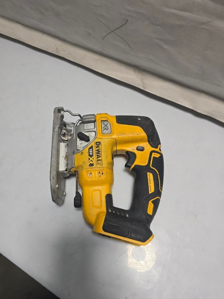 DeWALT - DCS334 accu Decoupeerzaag 18v body, Ophalen of Verzenden, Dewalt, N.v.t, N.v.t