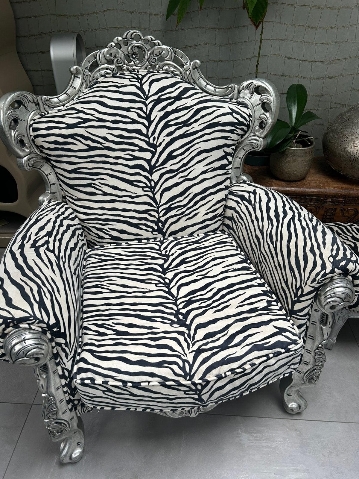 Barok zebra fauteuil met voetenbank, Ophalen, Gebruikt, Barok, Eenpersoons