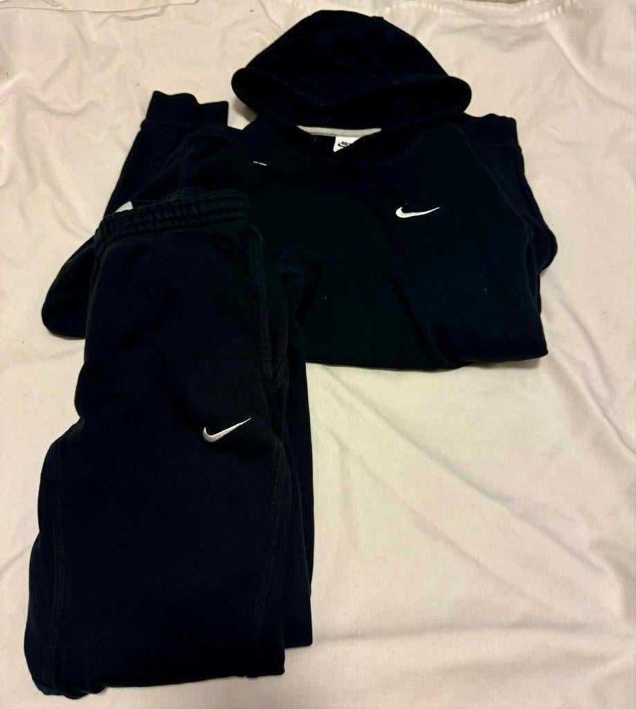Nike trainingspak zwart – maat M boven / S broek, Kleding | Heren, Maat 48/50 (M), Zwart, Nike, Ophalen of Verzenden