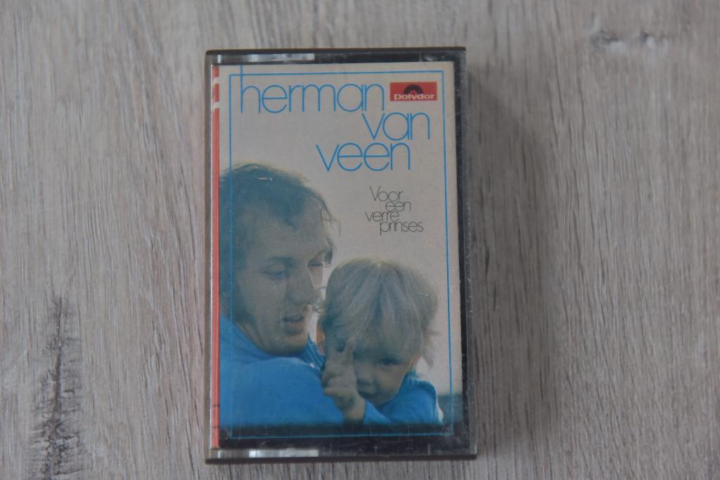 MC - HERMAN VAN VEEN -- VOOR EEN VERRE PRINSES, Cd's en Dvd's, Verzenden, Zo goed als nieuw, Overige genres, 2 t/m 25 bandjes