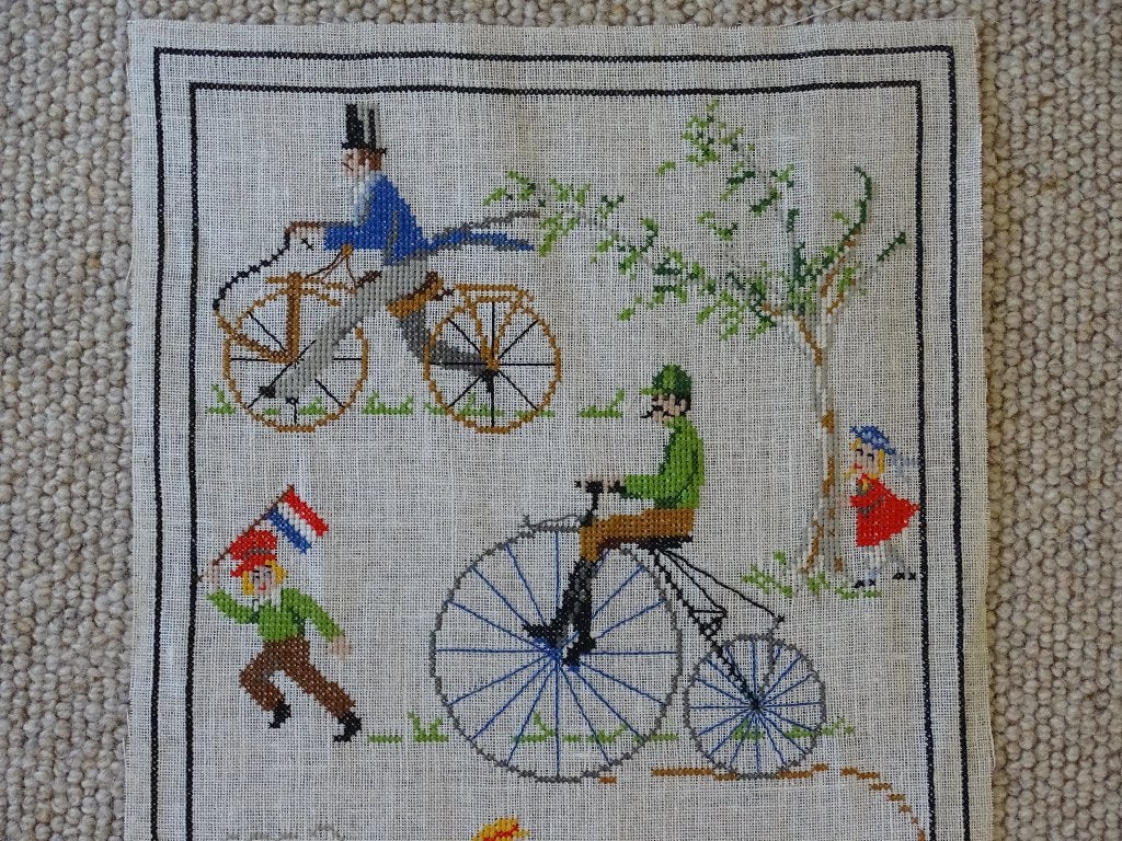Borduurwerk OUDE FIETSEN, gaaf, Ophalen of Verzenden, Zo goed als nieuw, Handborduren, Overige typen