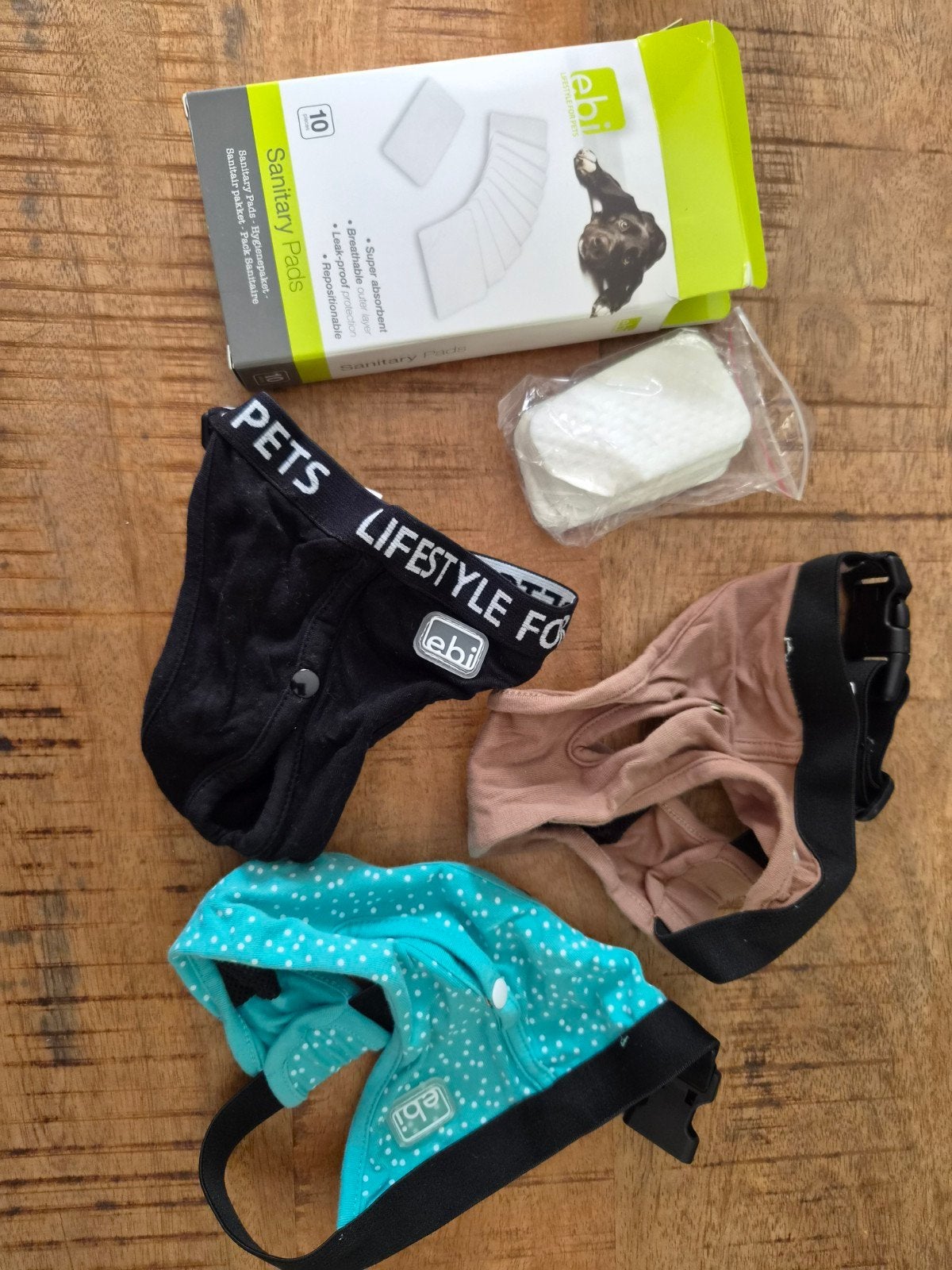EBI Wasbare honden loopheidsbroekjes 3 stuks met 7 extra pad, Ophalen