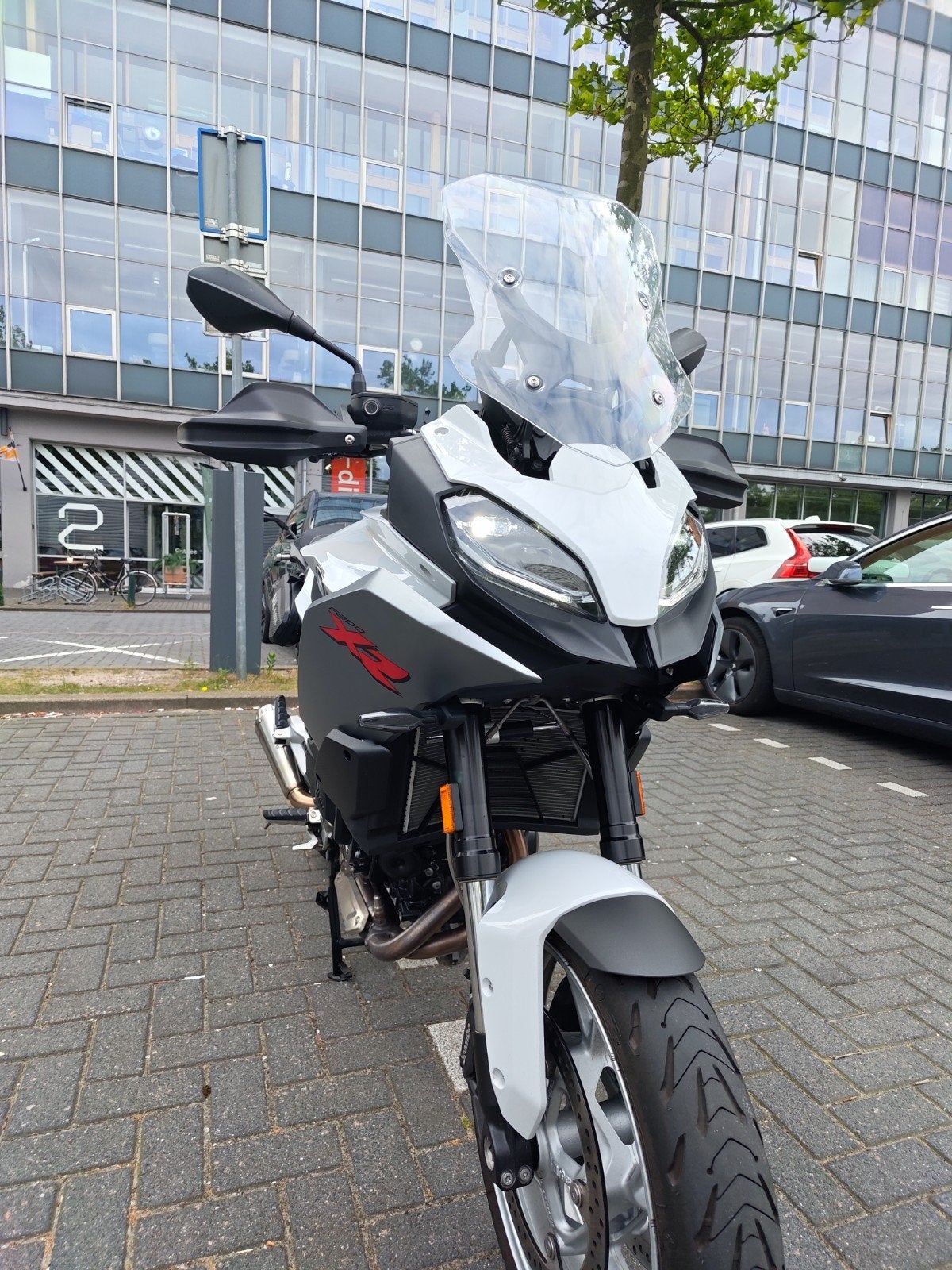 BMW F 900 XR 2024 (Lage km) Eerste eigenaar, 2 cilinders, Occasion, Motorrijbewijs A, 900 cc