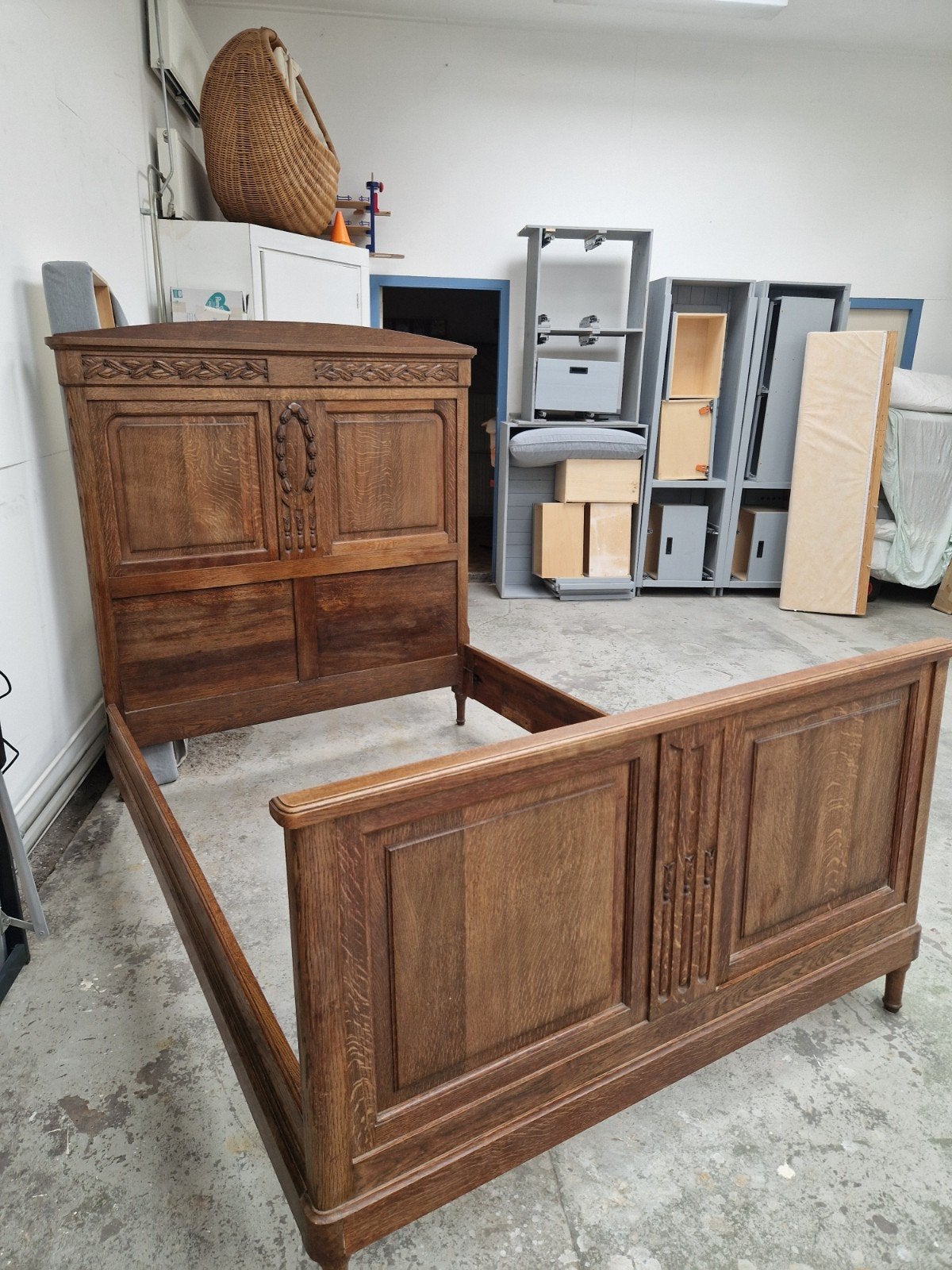 Frans eiken bed 140x200cm met elektrische lattenbodem, Ophalen of Verzenden
