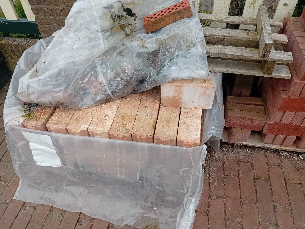 Binnenmuur stenen, Ophalen, Nieuw, Bakstenen