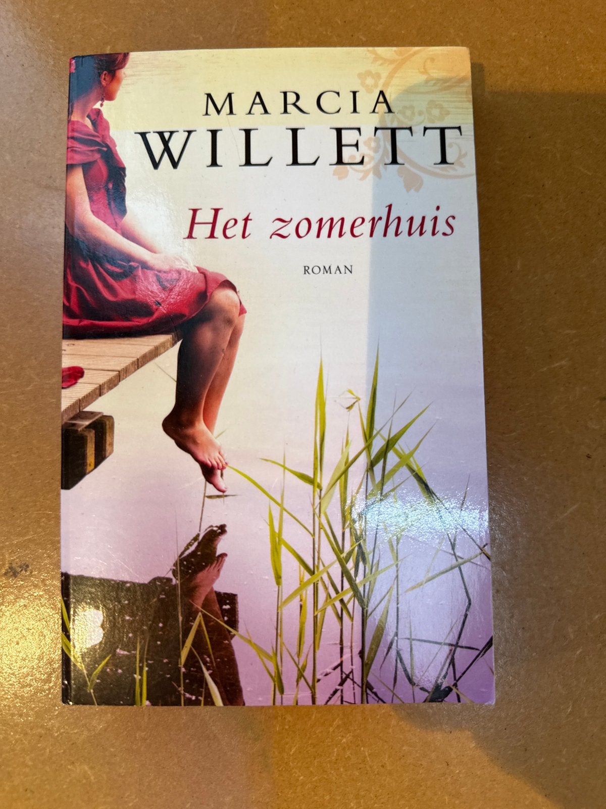 Het Zomerhuis - Marcia Willett (Roman), Ophalen of Verzenden, Gelezen, Nederland