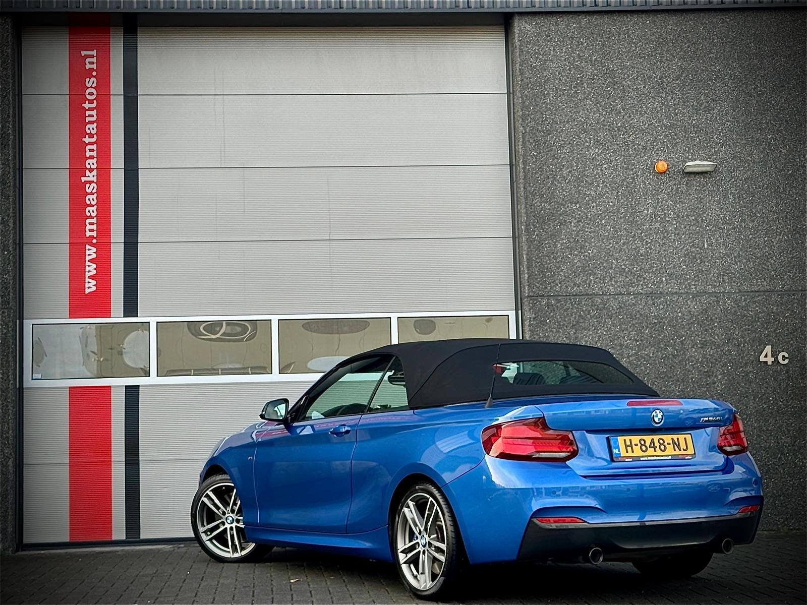 BMW 2-Serie Cabrio (f23) M240i High Executive / Harman Kardo, Auto's, BMW, Automaat, Cabriolet, 340 pk, Vierwielaandrijving