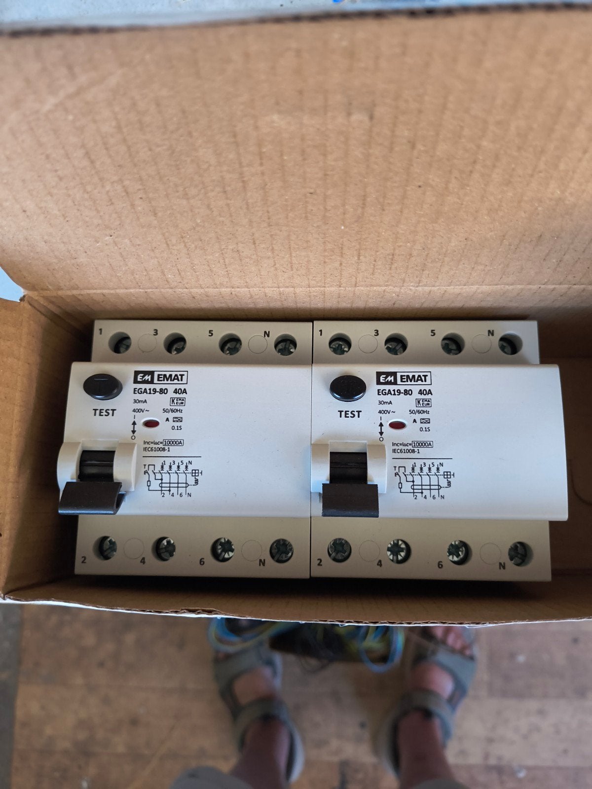 EMAT Aardlekschakelaar EGA19-80 400V 30mA 40A 4P, Ophalen of Verzenden, Nieuw, Emat, Aardlekschakelaar