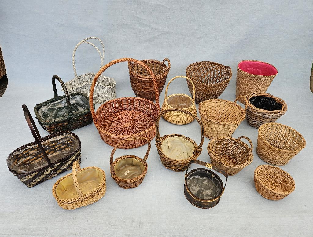 Rieten / rotan manden + schalen voor Pasen - paasmandjes, Gebruikt, Mand, Rond, Ophalen of Verzenden