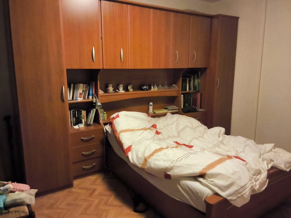 kersenrode  bed met ombouw, Ophalen, Zie foto, Tweepersoons, Overige maten