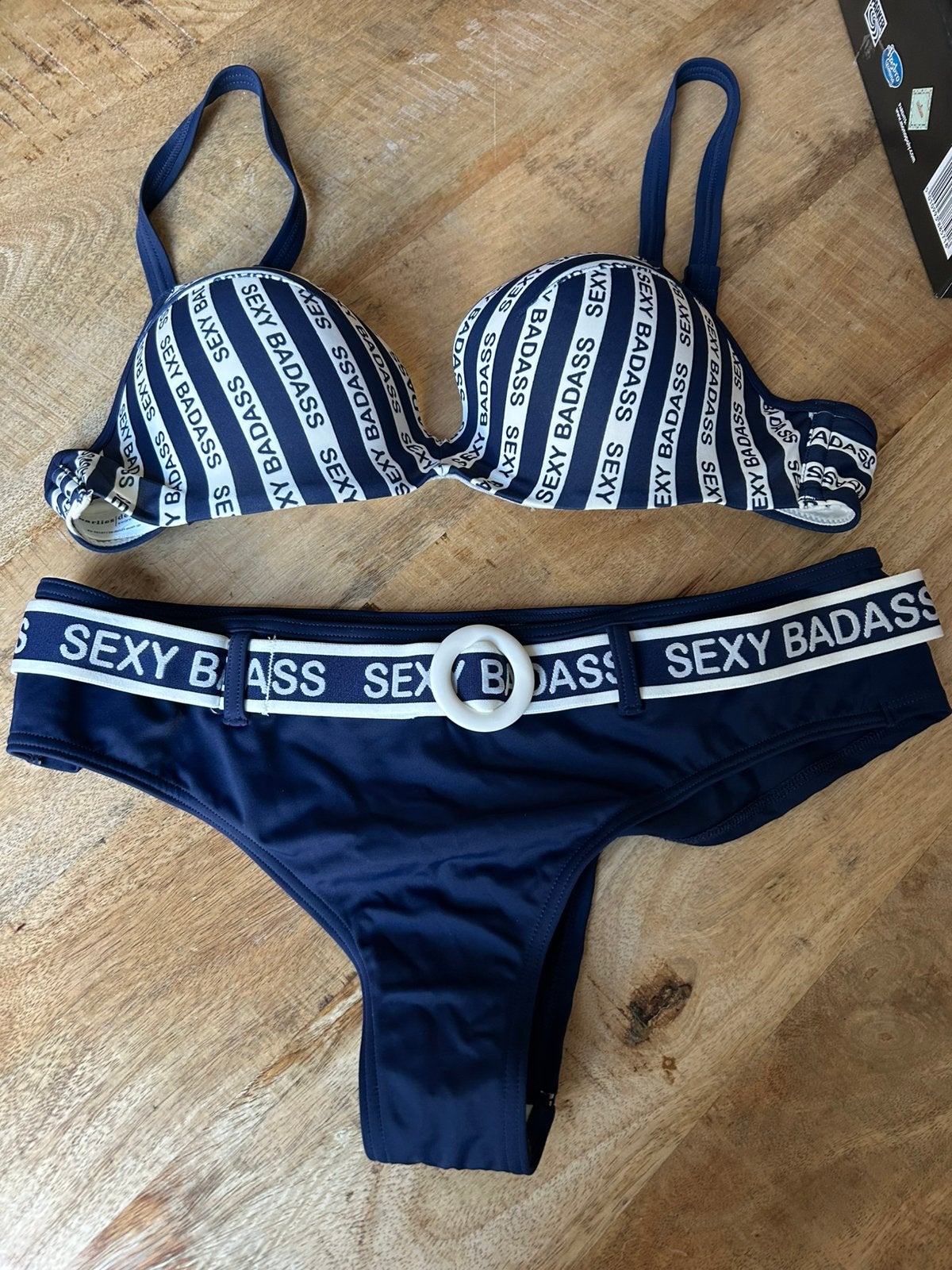 Nieuwe Sexy Badass bikini van  Marlies Dekkers, Kleding | Dames, Badmode en Zwemkleding, Verzenden, Zo goed als nieuw, Meerkleurig