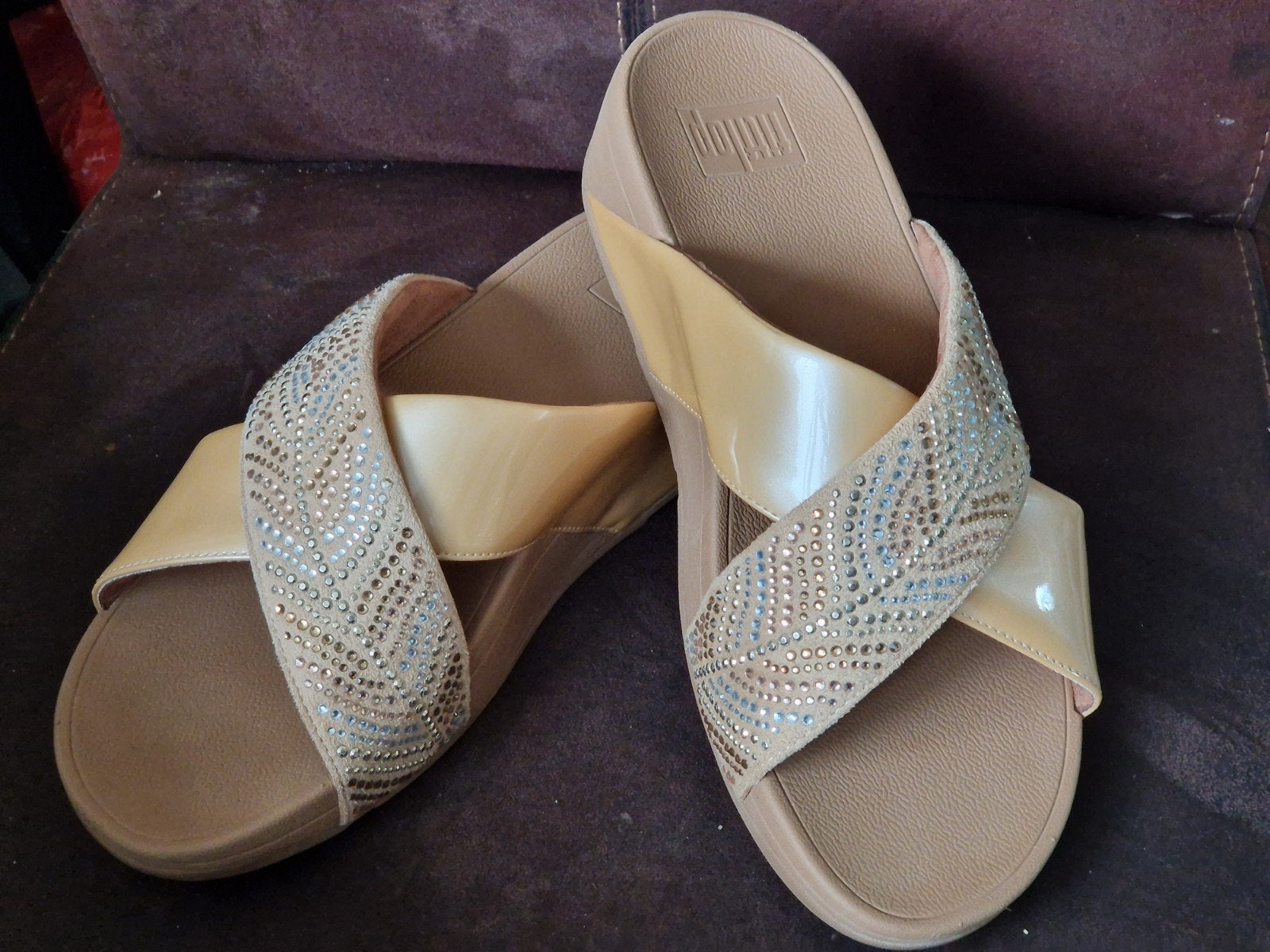 Fitflop slippers met strass steentjes - Maat 40, Slippers, Verzenden, Geel, Zo goed als nieuw
