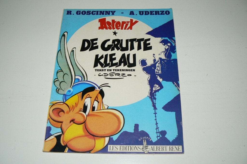 Asterix in het Fries deel 4: De grutte kleau 1981, Gelezen, Eén stripboek, Ophalen of Verzenden, Goscinny & Uderzo
