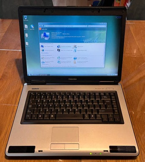 Toshiba sattelite pro L40, vista business, Computers en Software, Ophalen