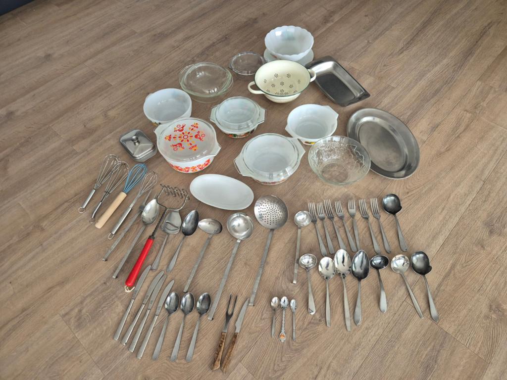 Grote partij vintage keukengerei en servies, Ophalen of Verzenden