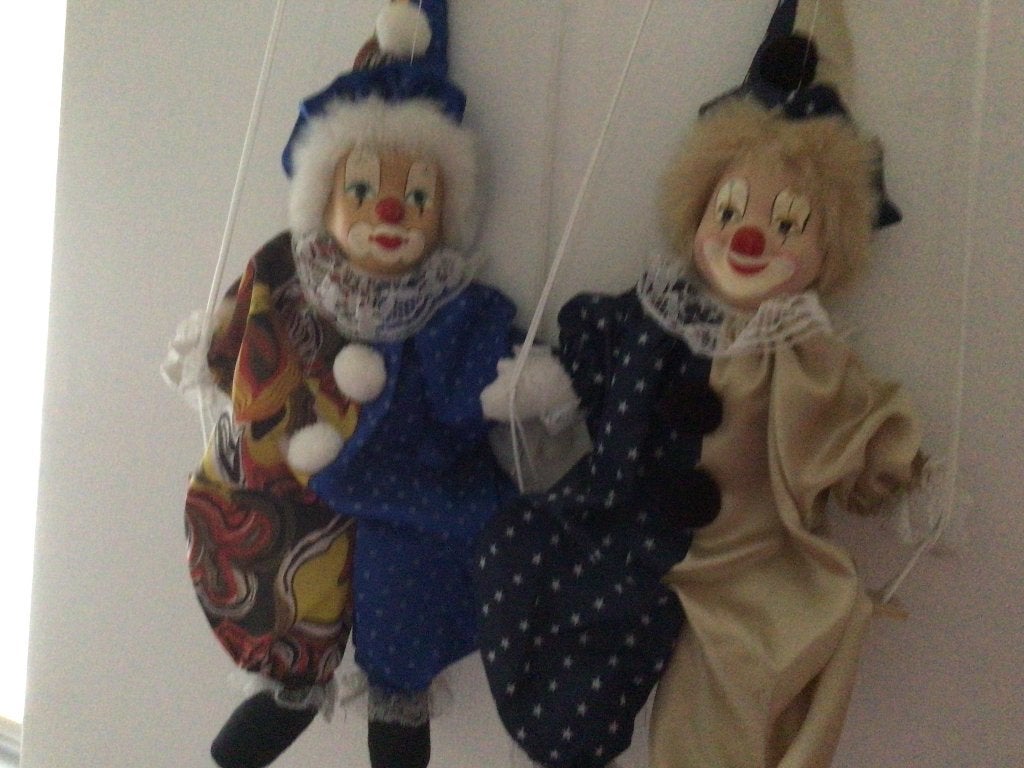 2 harlekijn-poppen  op trapeze, pop,  clowns,, Ophalen, Zo goed als nieuw, Pop