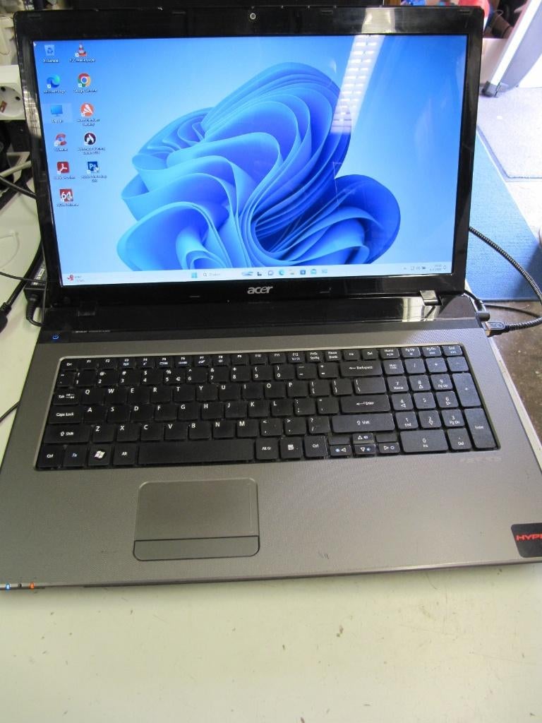 4 Laptops per stuk € 90.-. 2x acer,1x asus,1x toshiba, Computers en Software, 256 GB, 2 tot 3 Ghz, Ophalen of Verzenden, Zo goed als nieuw