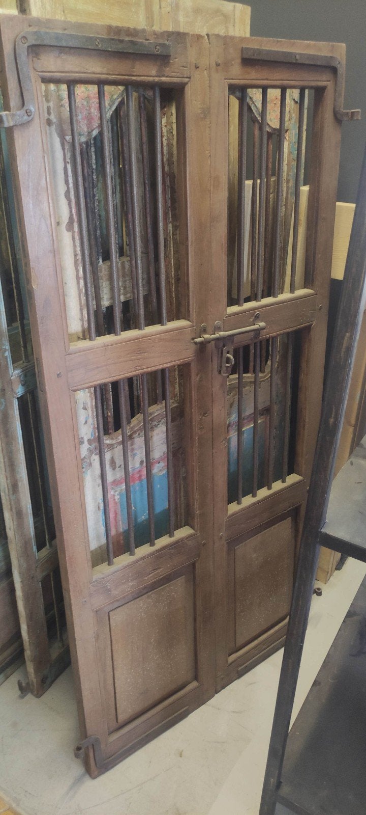 Antieke houten deuren met tralies - Uniek decoratiestuk, Antiek en Kunst, Ophalen