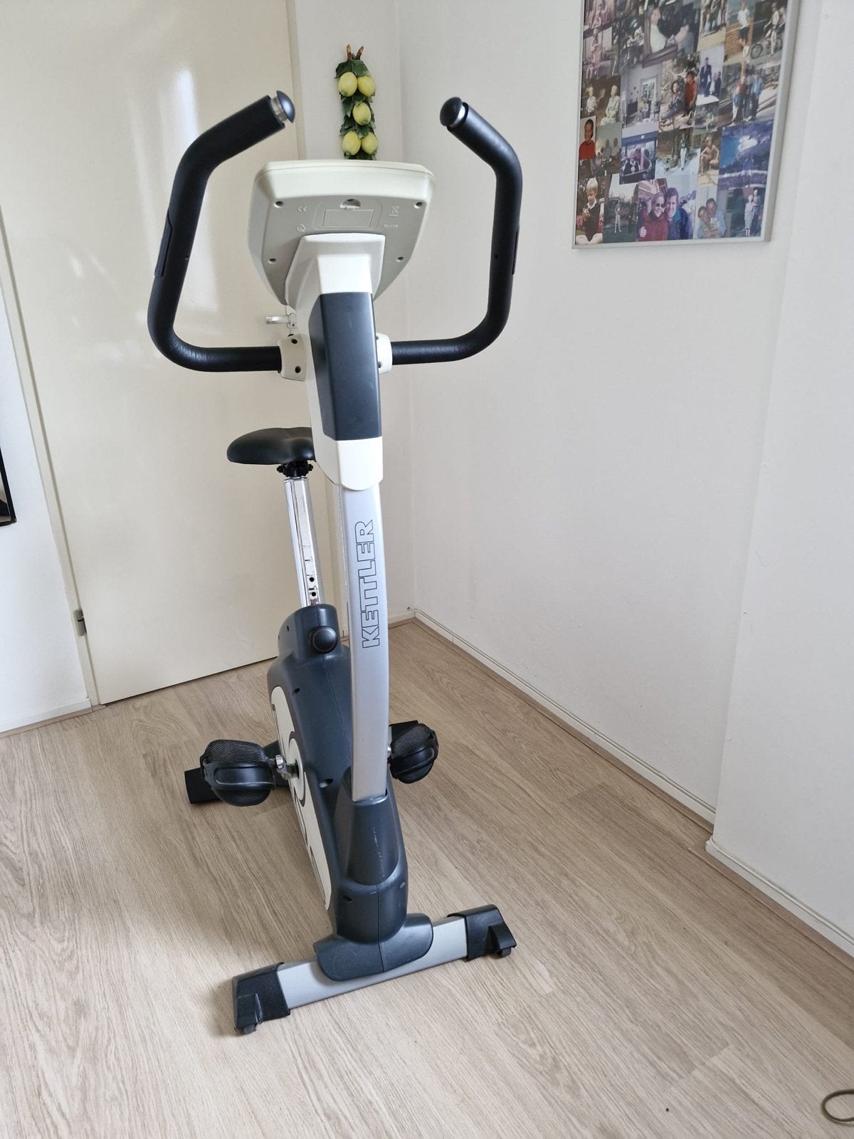 Kettler Axos Cycle M Hometrainer - In perfecte staat, Ophalen of Verzenden, Zo goed als nieuw, Metaal, Benen
