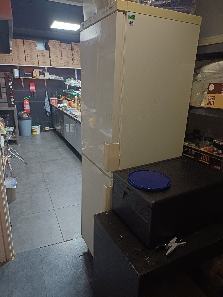 Koelkast / diepvries combinatie, Ophalen, Gebruikt, 200 liter of meer, Met aparte vriezer