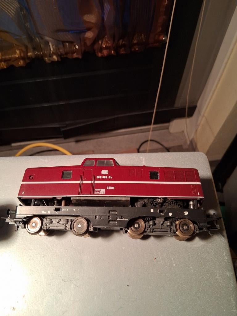 Diverse Lima h0 wagons en 1 loc/ kap zit los, Hobby en Vrije tijd, Overige merken, Gebruikt, Gelijkstroom, Wagon